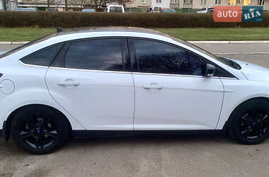 Седан Ford Focus 2012 в 