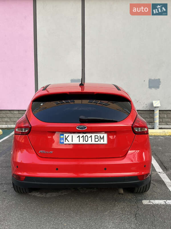 Хэтчбек Ford Focus 2016 в Киеве