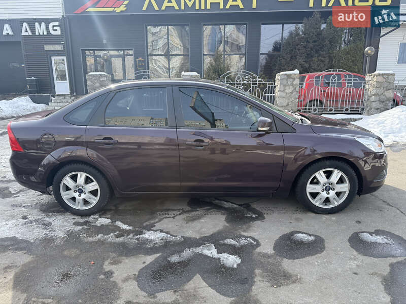 Седан Ford Focus 2008 в Сумах