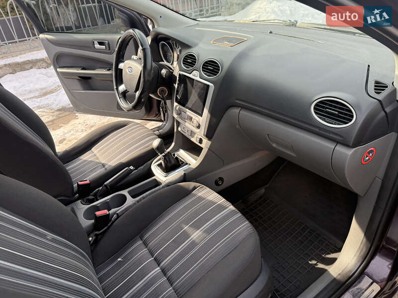 Седан Ford Focus 2008 в Сумах