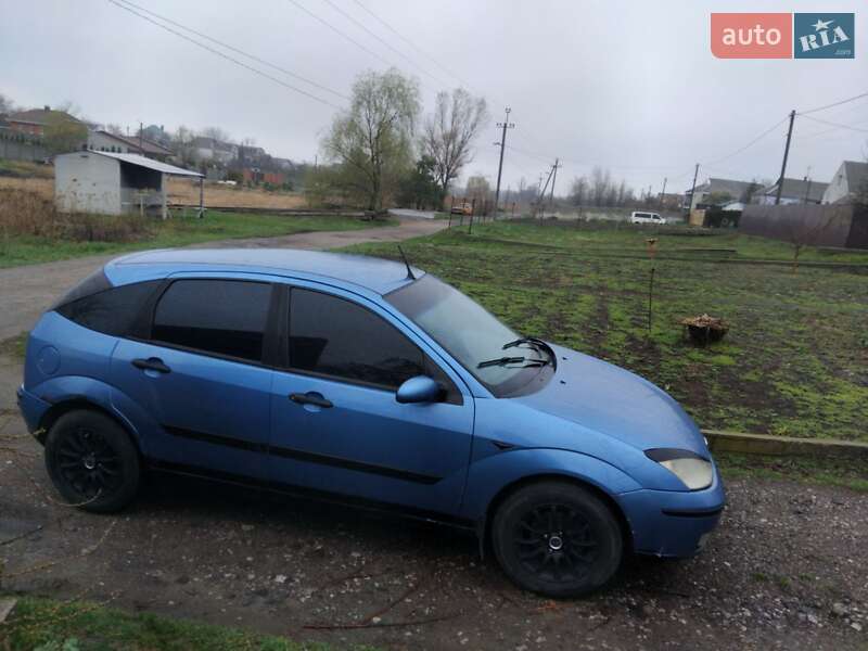 Хэтчбек Ford Focus 2003 в Обуховке фото 3 Хэтчбек Ford Focus 2003 в Обуховке