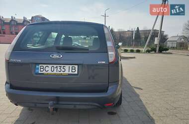 Универсал Ford Focus 2010 в 