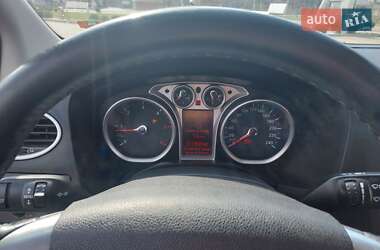 Универсал Ford Focus 2010 в 