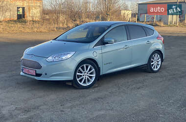 Хетчбек Ford Focus 2013 в 