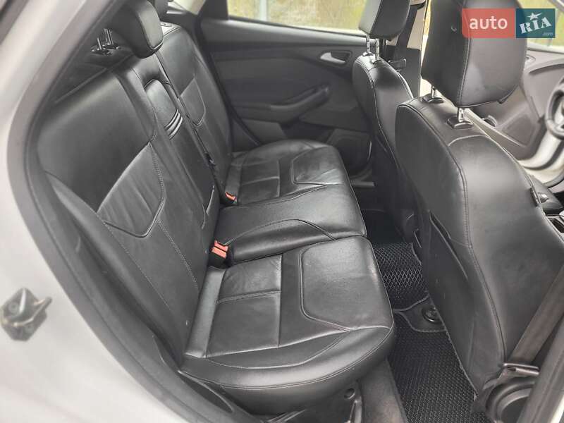 Хэтчбек Ford Focus 2016 в Николаеве фото 10 Хэтчбек Ford Focus 2016 в Николаеве