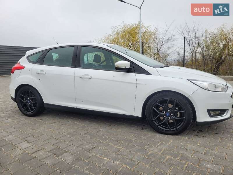 Хэтчбек Ford Focus 2016 в Николаеве фото 27 Хэтчбек Ford Focus 2016 в Николаеве