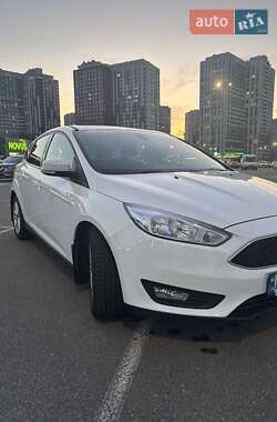 Хэтчбек Ford Focus 2017 в 