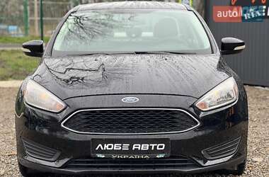 Седан Ford Focus 2016 в 