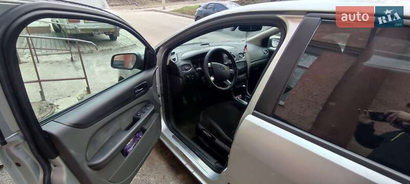 Седан Ford Focus 2005 в Харькове