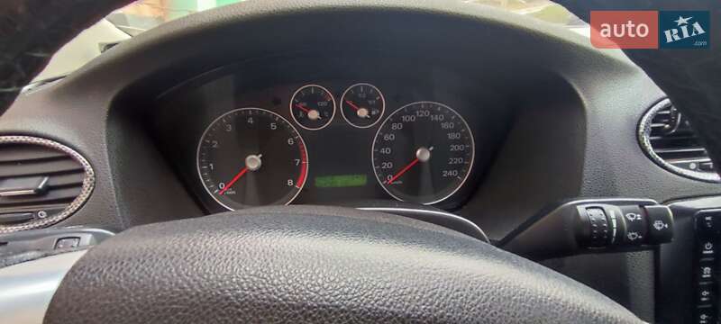 Седан Ford Focus 2005 в Харькове
