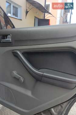Хетчбек Ford Focus 2007 в 