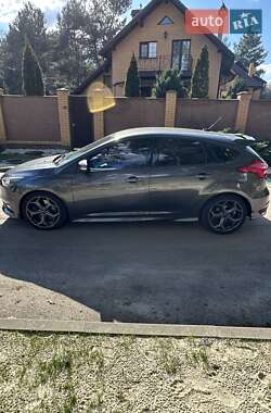 Хэтчбек Ford Focus 2017 в 