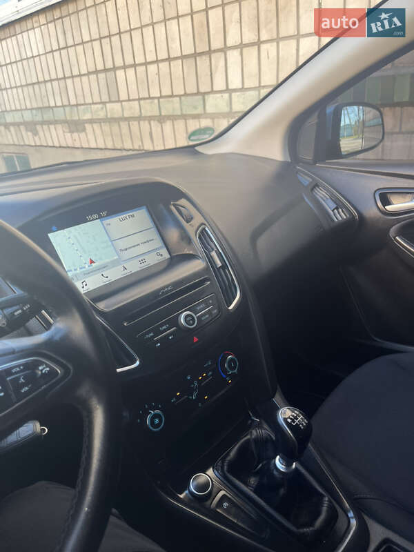 Универсал Ford Focus 2017 в Решетиловке