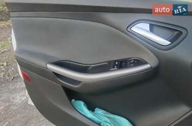 Универсал Ford Focus 2013 в 