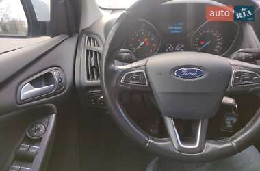 Хэтчбек Ford Focus 2018 в 