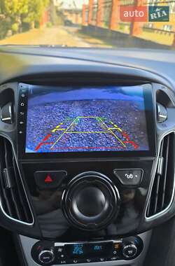 Седан Ford Focus 2013 в 
