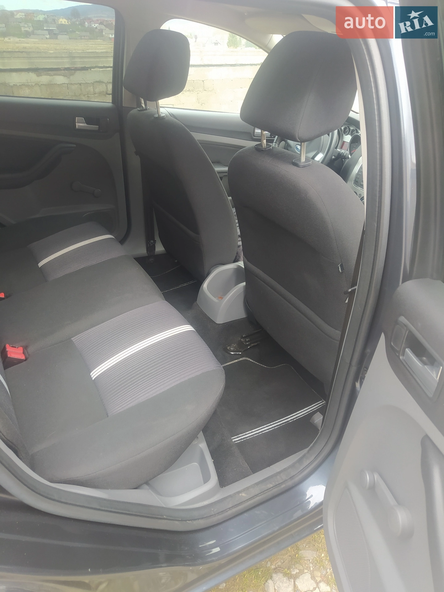 2010 Ford Focus - мініатюра 12