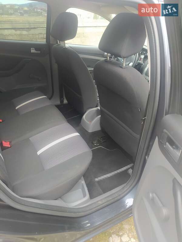 Универсал Ford Focus 2010 в Турке фото 12 Универсал Ford Focus 2010 в Турке