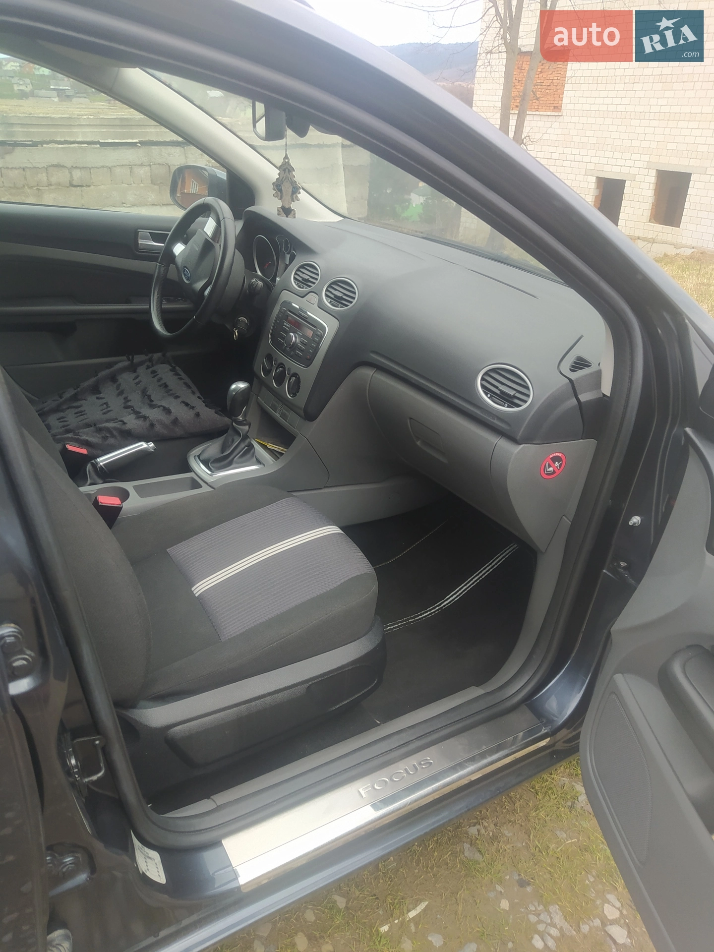 2010 Ford Focus - мініатюра 13