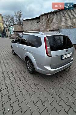 Универсал Ford Focus 2009 в 