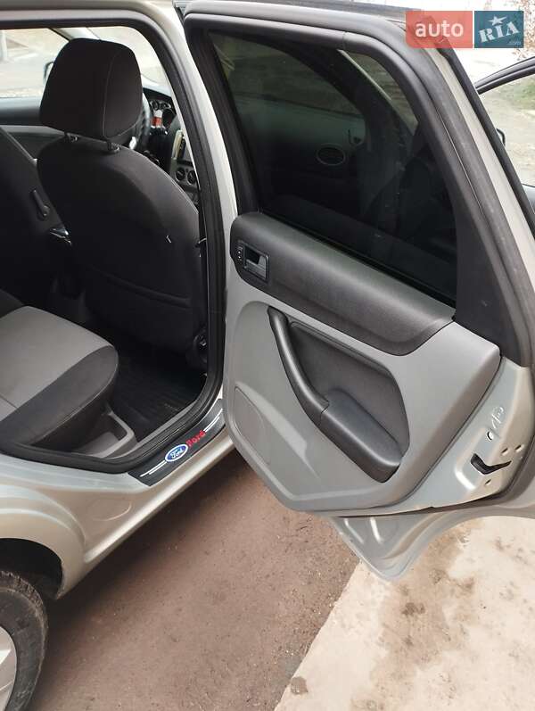 Универсал Ford Focus 2010 в Самборе