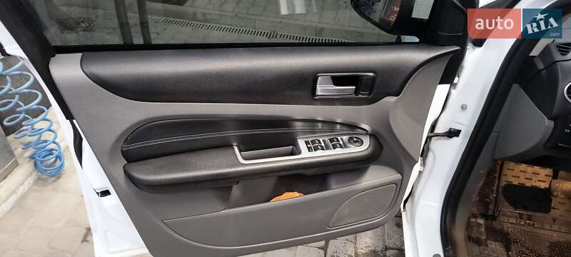 Универсал Ford Focus 2009 в Хмельницком