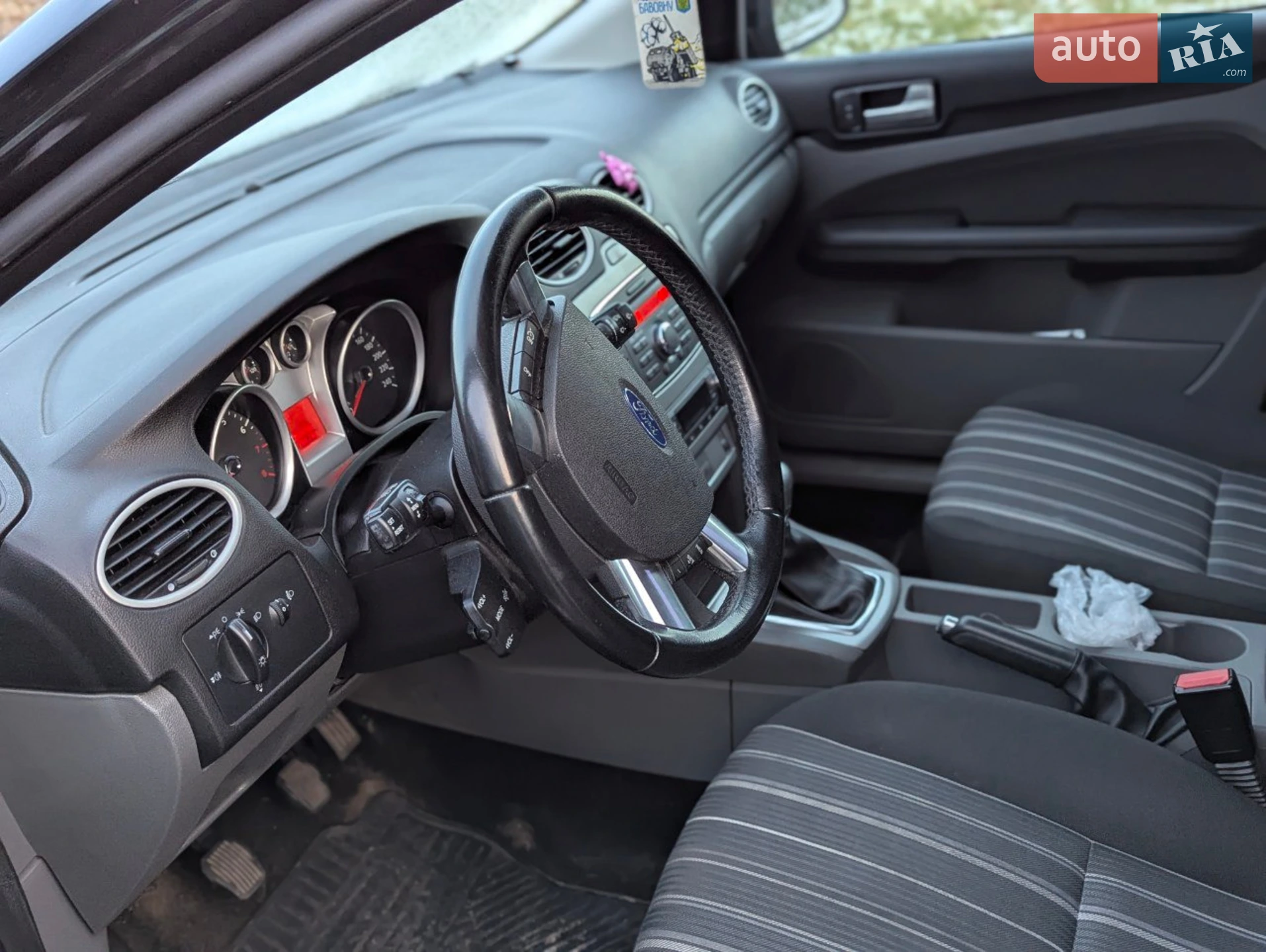 2011 Ford Focus - мініатюра 12