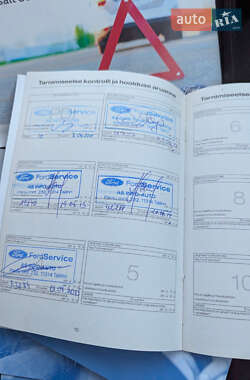 Хэтчбек Ford Focus 2011 в 