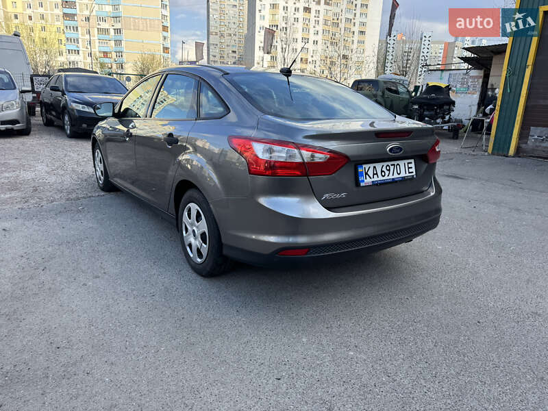 Седан Ford Focus 2013 в Киеве