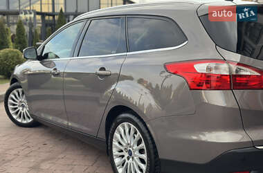 Универсал Ford Focus 2012 в 