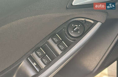 Универсал Ford Focus 2012 в 
