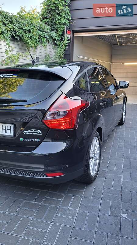 Хэтчбек Ford Focus 2012 в Одессе фото 4 Хэтчбек Ford Focus 2012 в Одессе