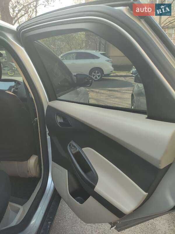 Седан Ford Focus 2012 в Киеве