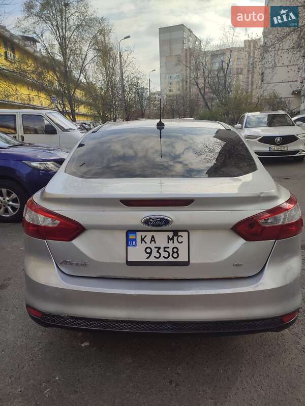 Седан Ford Focus 2012 в Киеве