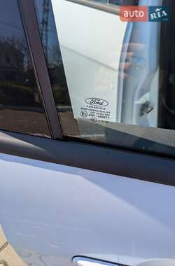 Хэтчбек Ford Focus 2017 в 