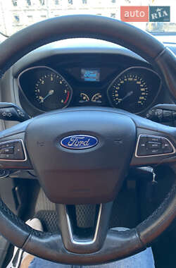 Универсал Ford Focus 2016 в 