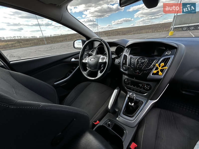 Универсал Ford Focus 2011 в Ровно