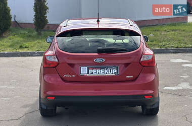 Хэтчбек Ford Focus 2013 в 