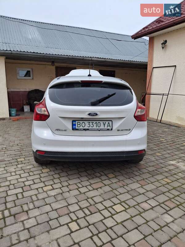 Хетчбек Ford Focus 2012 в Тернополі