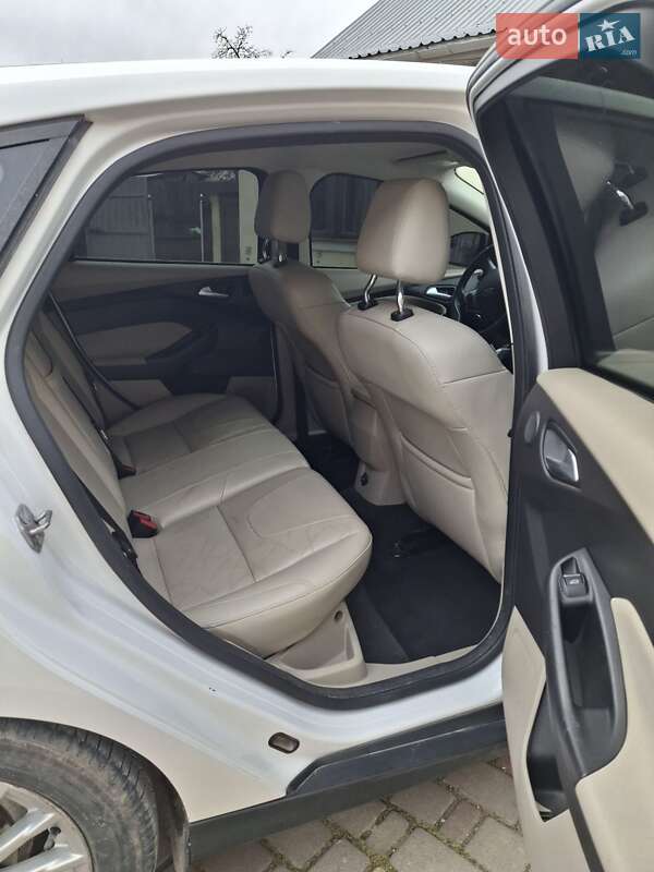 Хетчбек Ford Focus 2012 в Тернополі