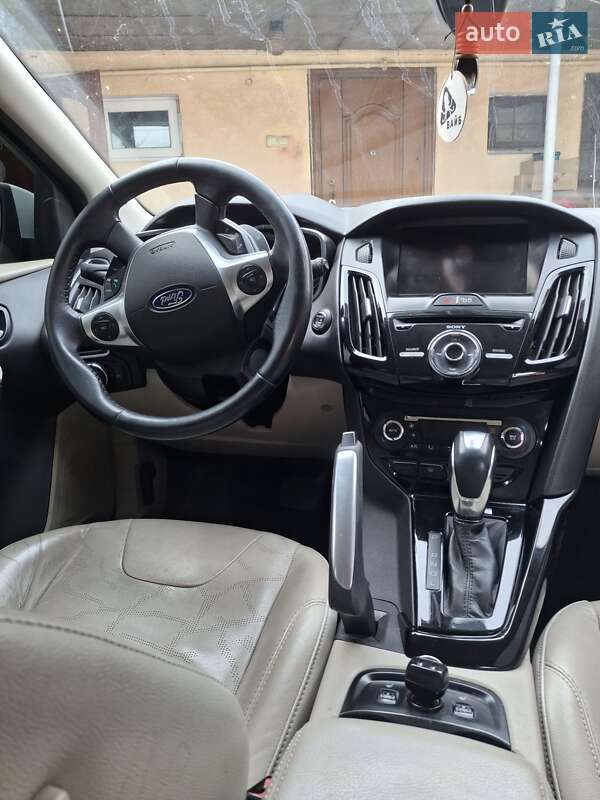 Хетчбек Ford Focus 2012 в Тернополі