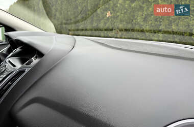Универсал Ford Focus 2014 в 