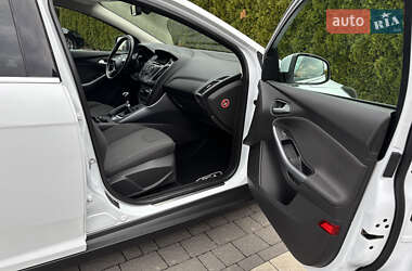 Универсал Ford Focus 2014 в 