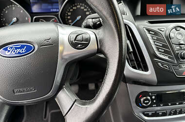 Универсал Ford Focus 2014 в 