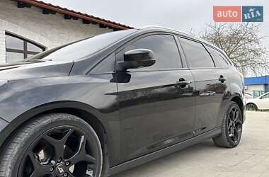Универсал Ford Focus 2013 в 