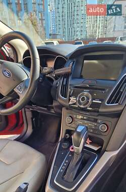 Хэтчбек Ford Focus 2018 в 
