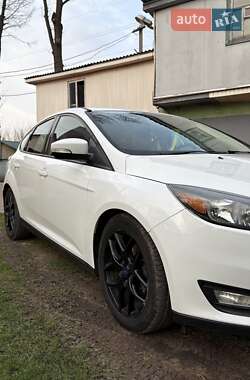 Хэтчбек Ford Focus 2016 в 