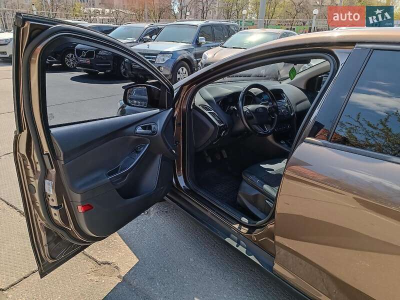 Хэтчбек Ford Focus 2016 в Харькове