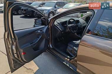 Хэтчбек Ford Focus 2016 в 