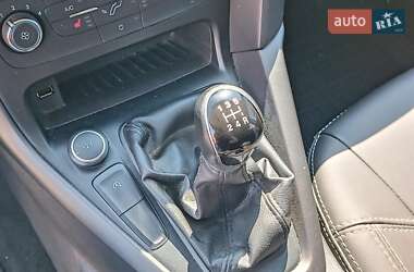 Хэтчбек Ford Focus 2016 в 